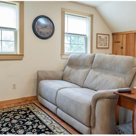 Mockingbird Mountain Spa And Retreat Luray Bagian luar foto