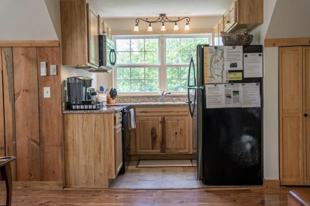 Mockingbird Mountain Spa And Retreat Luray Bagian luar foto