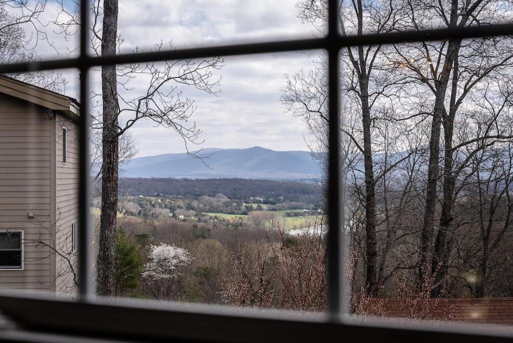 Mockingbird Mountain Spa And Retreat Luray Bagian luar foto
